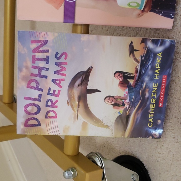 BOOKS Scholastic Books 📚 Mostly 5th Grade or Level 4 or 10 years old  (6 books) - Picture 2 of 7